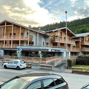 https://gespere-le-stella.hotels-rhonealpes.com